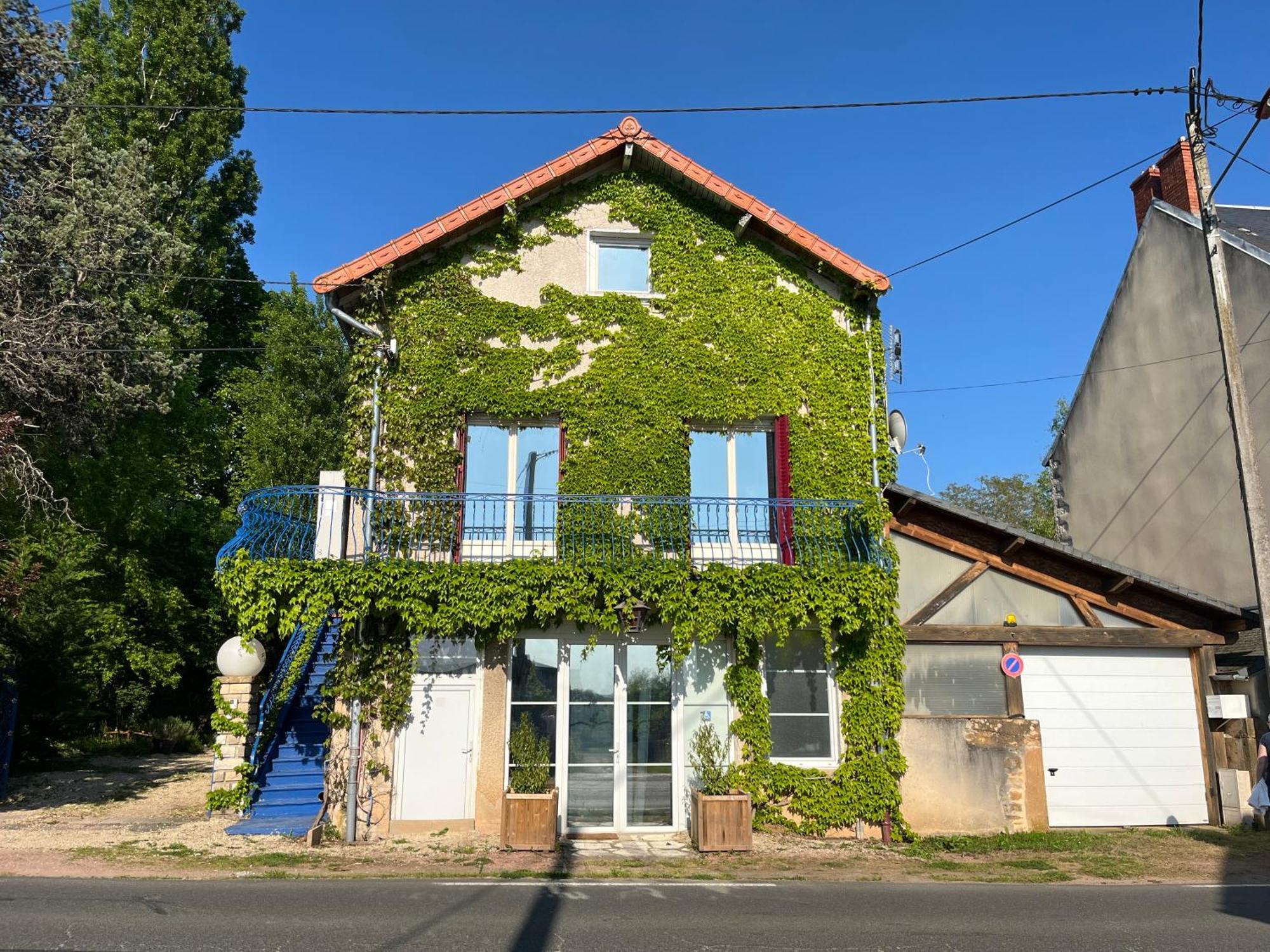 Couleurs De La Vie - Chambres D'Hotes Et Gite Cormatin Exterior foto
