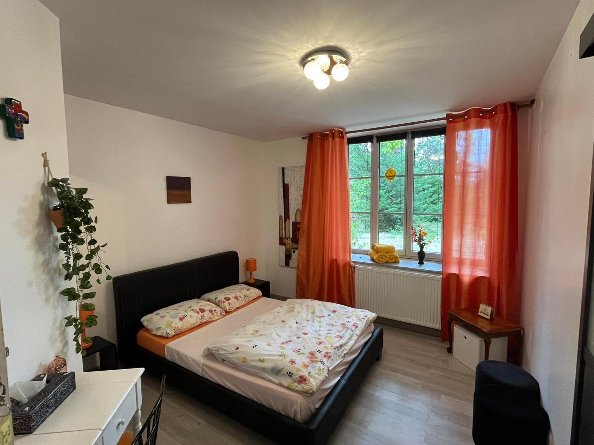 Couleurs De La Vie - Chambres D'Hotes Et Gite Cormatin Habitación foto