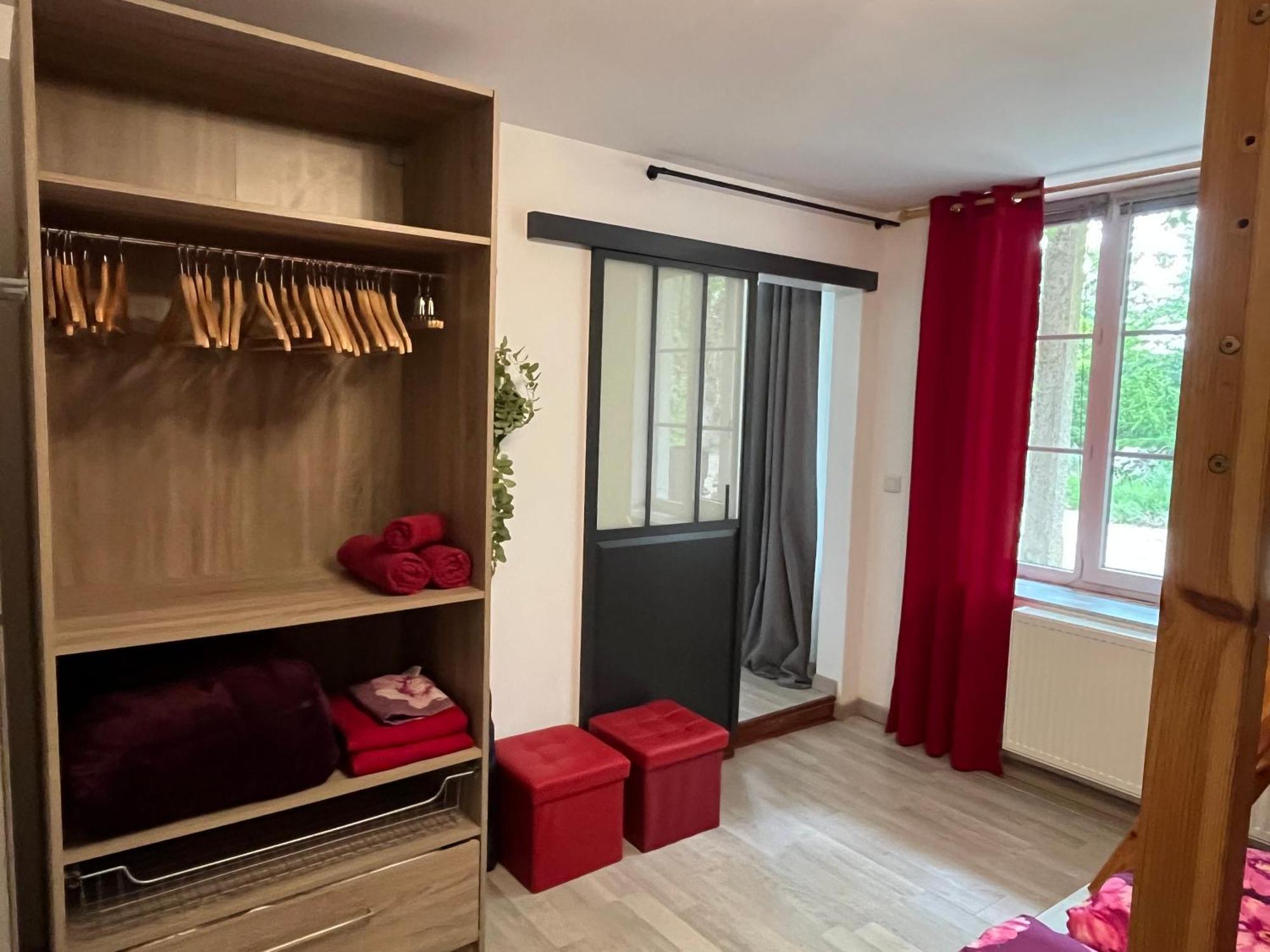 Couleurs De La Vie - Chambres D'Hotes Et Gite Cormatin Habitación foto